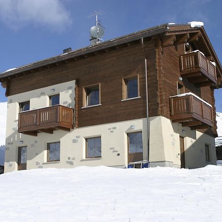 Chalet Li Baita Daniela Apartment Livigno Bagian luar foto